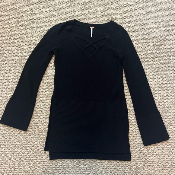 Free People Sweater - Picture 2 of 8